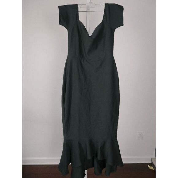 Lulu's Off-the-Shoulder Sweetheart Neckline Midi Dress M - Picture 2 of 9